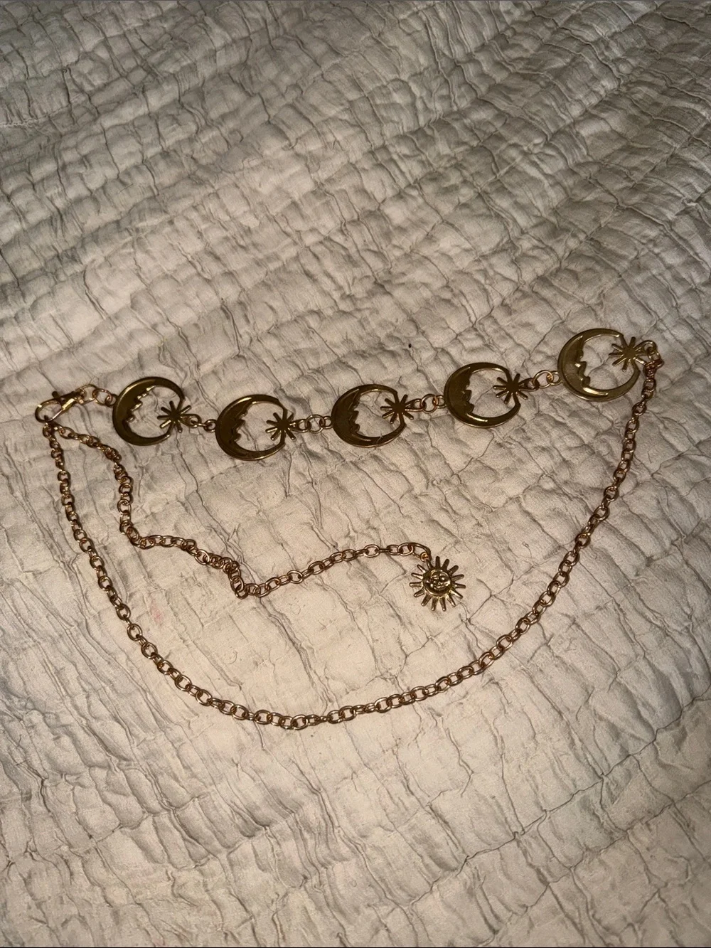 Fabulous gold tone moons Chicos chain belt